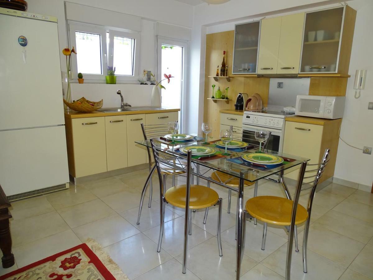 Apartament Dreamy Studio With Private Garden Ateny Zewnętrze zdjęcie