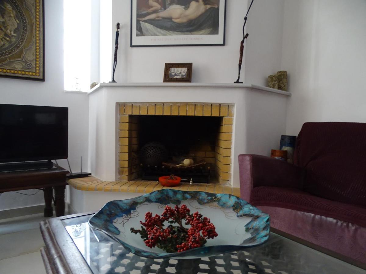 Dreamy Studio With Private Garden Ateny Zewnętrze zdjęcie